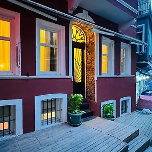the-house-company.istanbul-turkeyhotels.com/