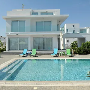 kalypso.hotelsatayianapa.com/